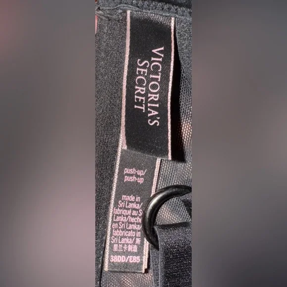 Victoria’s Secret Very Sexy Push-Up Bra – Pink Floral Satin – Size 38DD (E85) - Picture 3 of 3